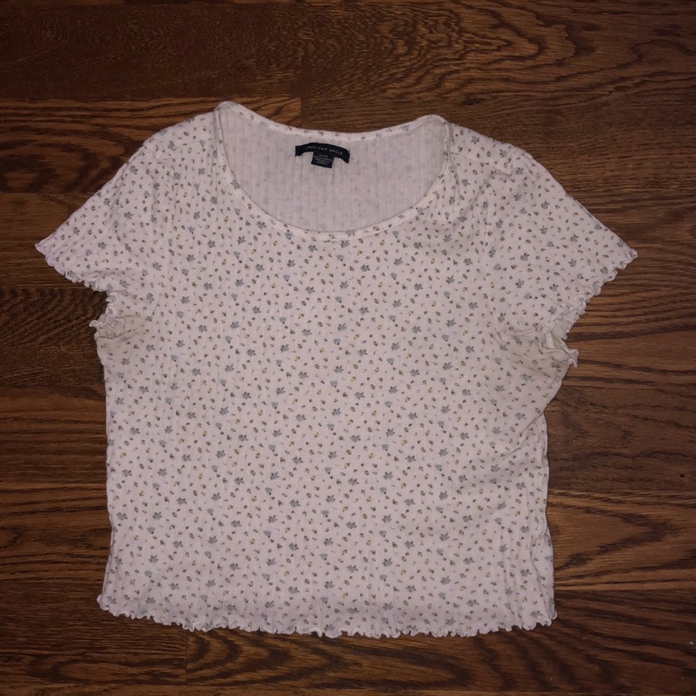 AMERICAN EAGLE AERIE CROPPED FRILL FLORAL TSHIRT
